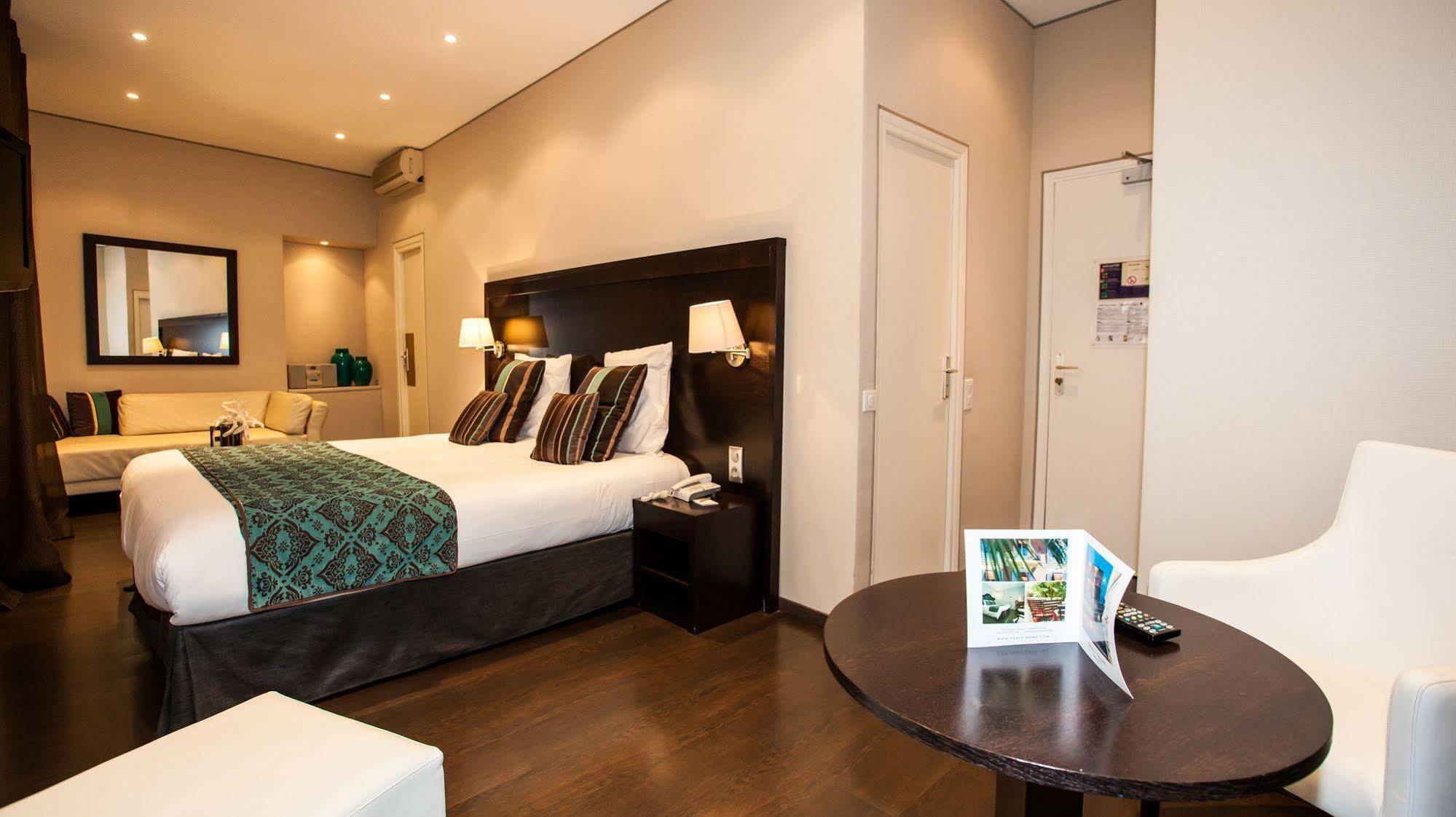 Paris Rome Hotel ม็องตง ภายนอก รูปภาพ