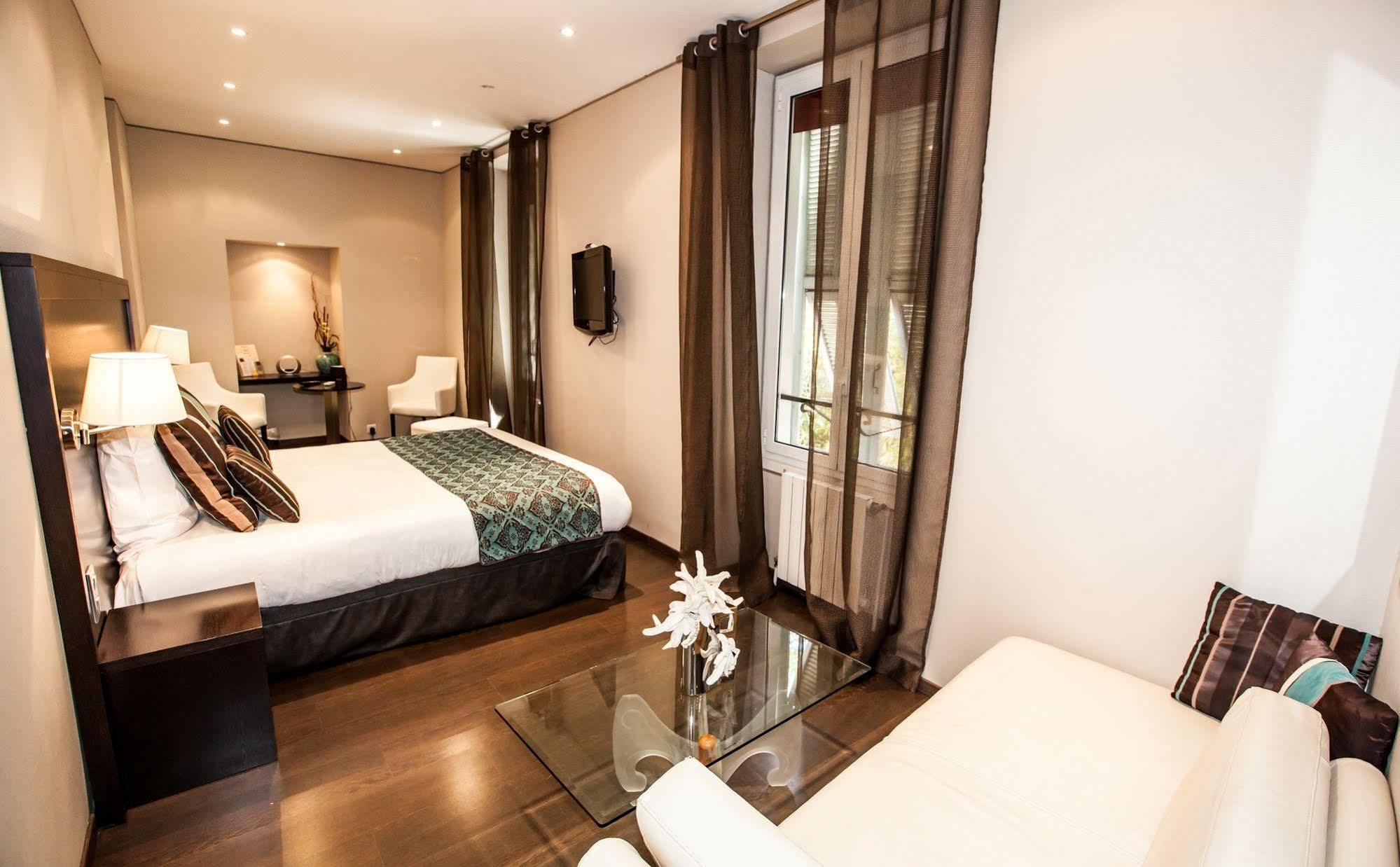 Paris Rome Hotel ม็องตง ภายนอก รูปภาพ